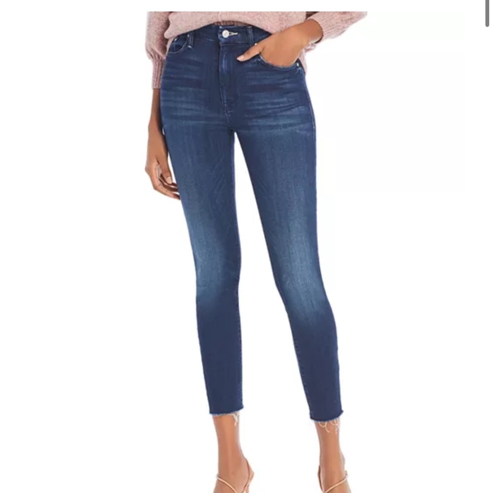 Mother denim high waisted, looker ankle fray in tongue and chic size 27